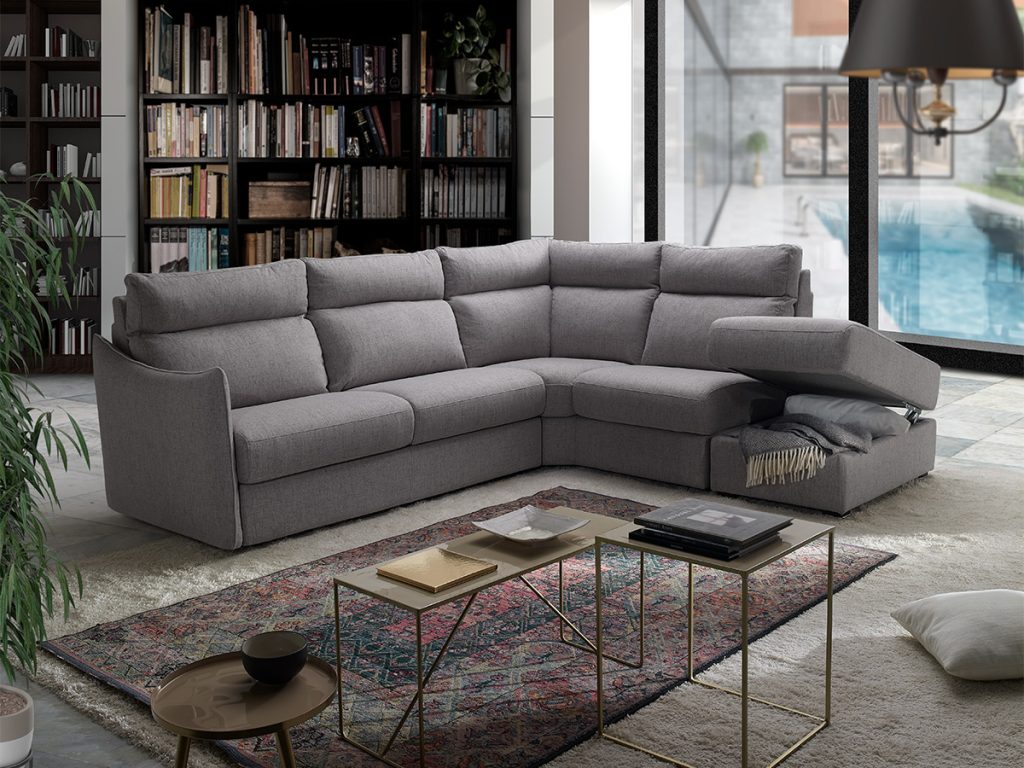 adrian divano angolare grigio con pouf