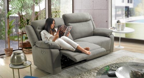 Divano 3 posti con 2 relax elettrici in microfibra antimacchia