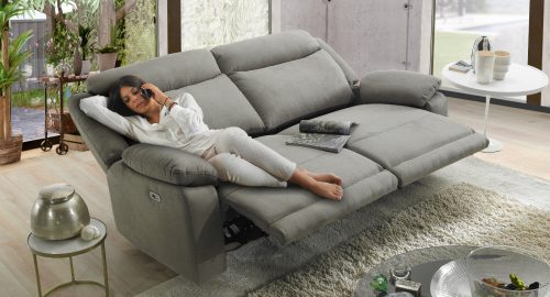 Divano 3 posti con 2 relax elettrici in microfibra antimacchia