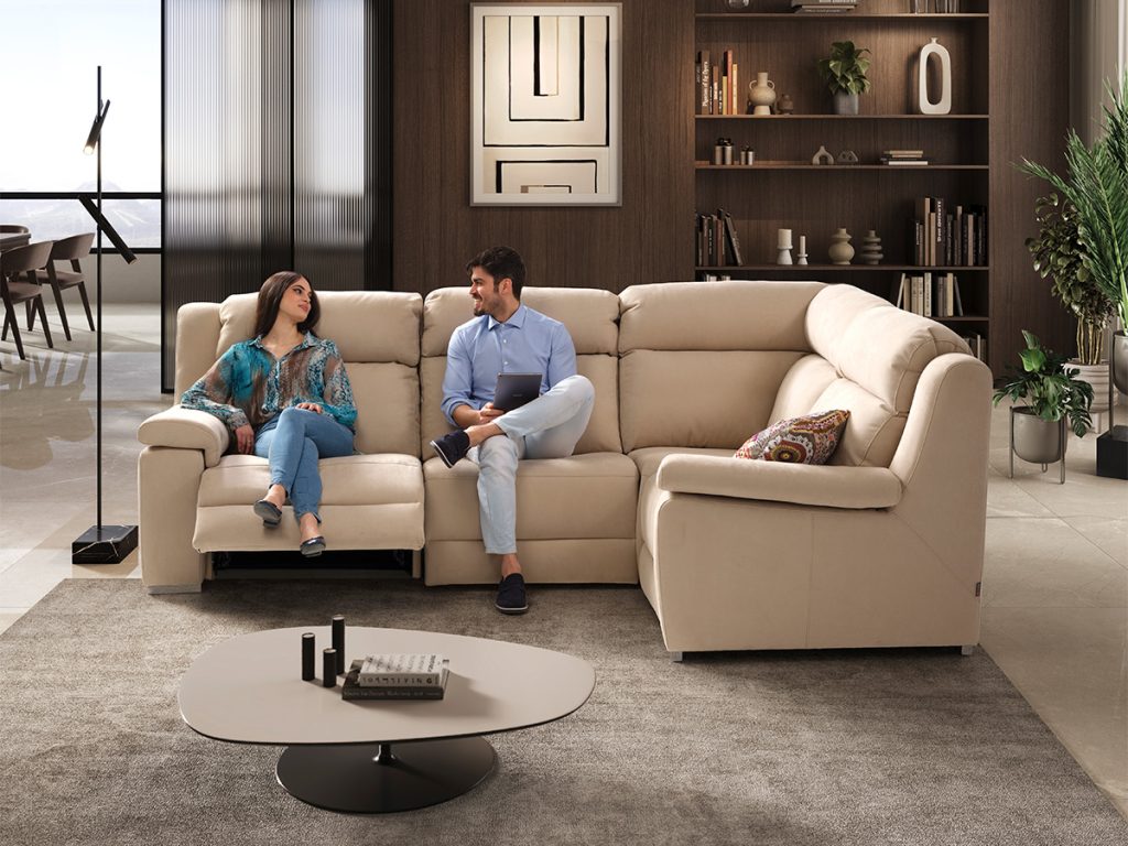 spring divano angolare con relax elettrico beige