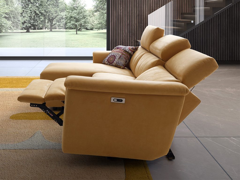 denver divano angolare con chaise longue e relax elettrico giallo