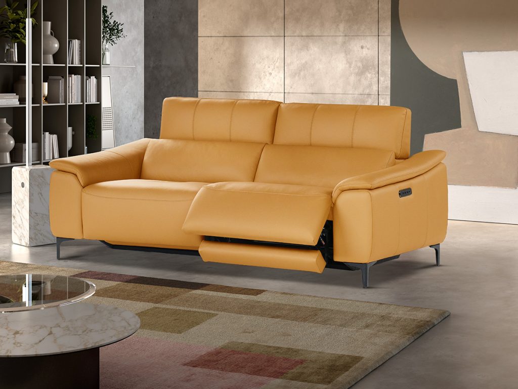 domus divano lineare con relax elettrico giallo