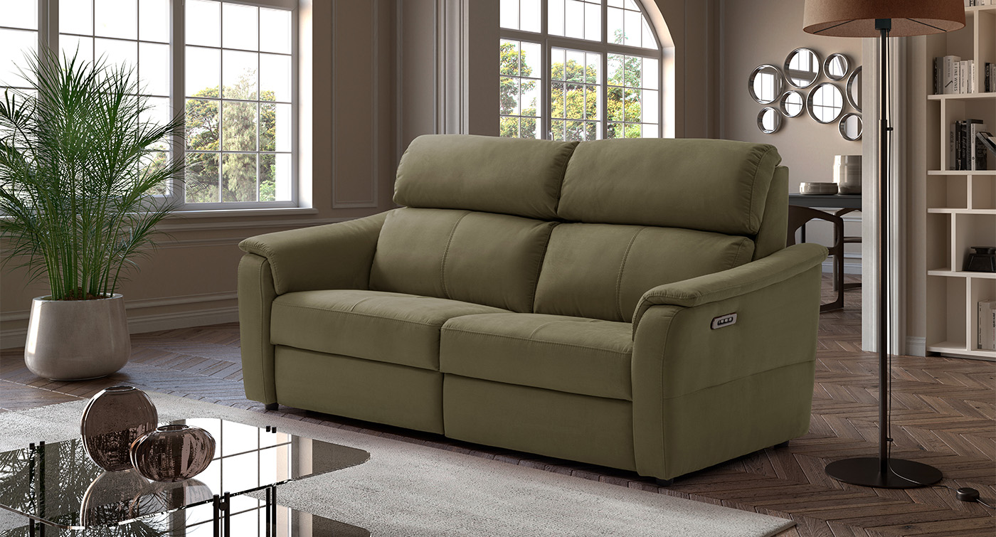 romeo divano lineare con relax elettrici verde