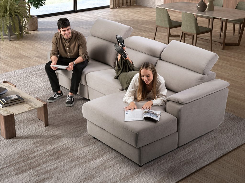 Cobalto divano angolare con chaise longue grigio chiaro